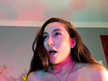 cam girl littlee33 image #2429753