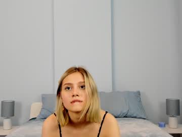 cam girl carolinadiary image #3916482