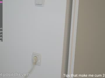 cam girl dovia image #3701822