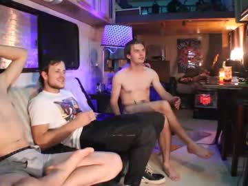 cam man hollandhousestudios image #1253168