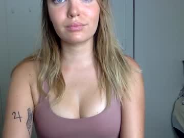 cam girl littlemaryjane19 image #2213953