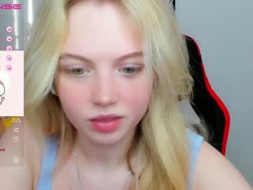 cam girl small_blondee image #3708842