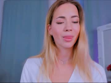 cam girl emmi_rosee image #3014065