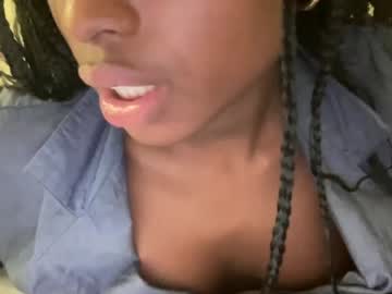 bellaeast9890 cam