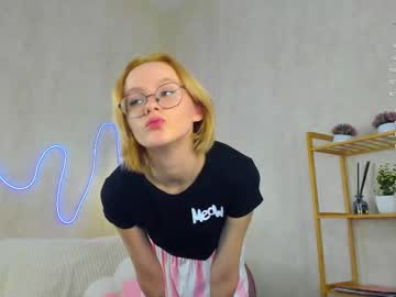 cam girl lexyfoxy_ image #4026883