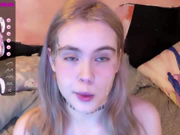 cam girl nyakawaii69 image #3695311