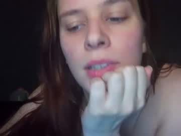 cam girl xosnowmilfx0 image #3913258