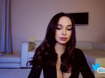 cam girl hollyextra image #3332091