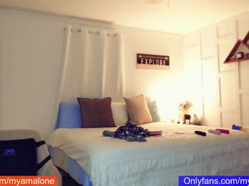 cam girl blissense image #1704573