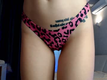 cam girl amourvenenum image #2489515