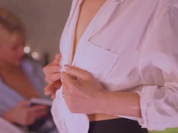 cam girl _2strangers image #2301136