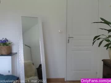 cam girl petite_caline image #1225847