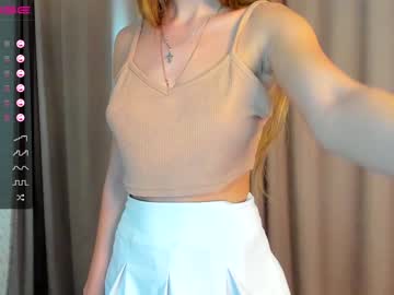 cam girl r00xvel image #1358072