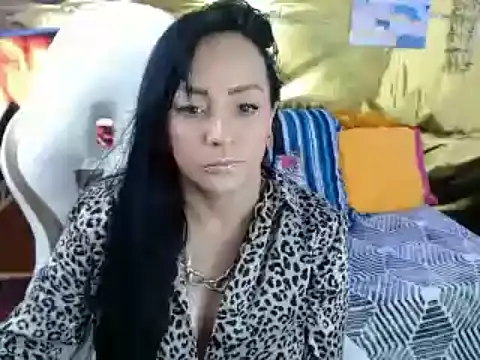 Stripchat sex cam perlasharick_3